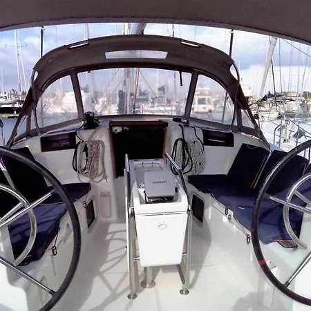 Sailing Yacht Traveller Corfu (city)